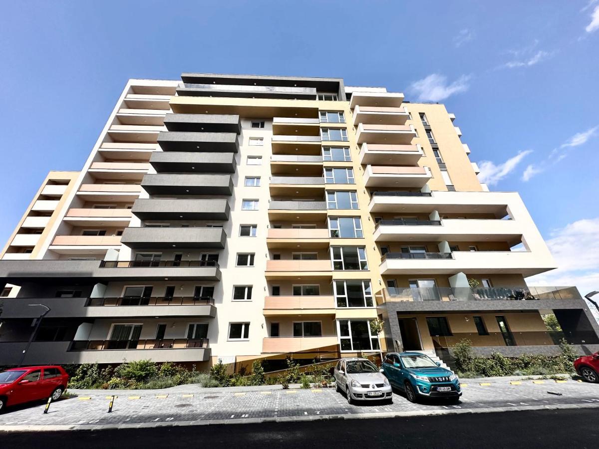 Urban Plaza Astra - Rise Private & Appartamento