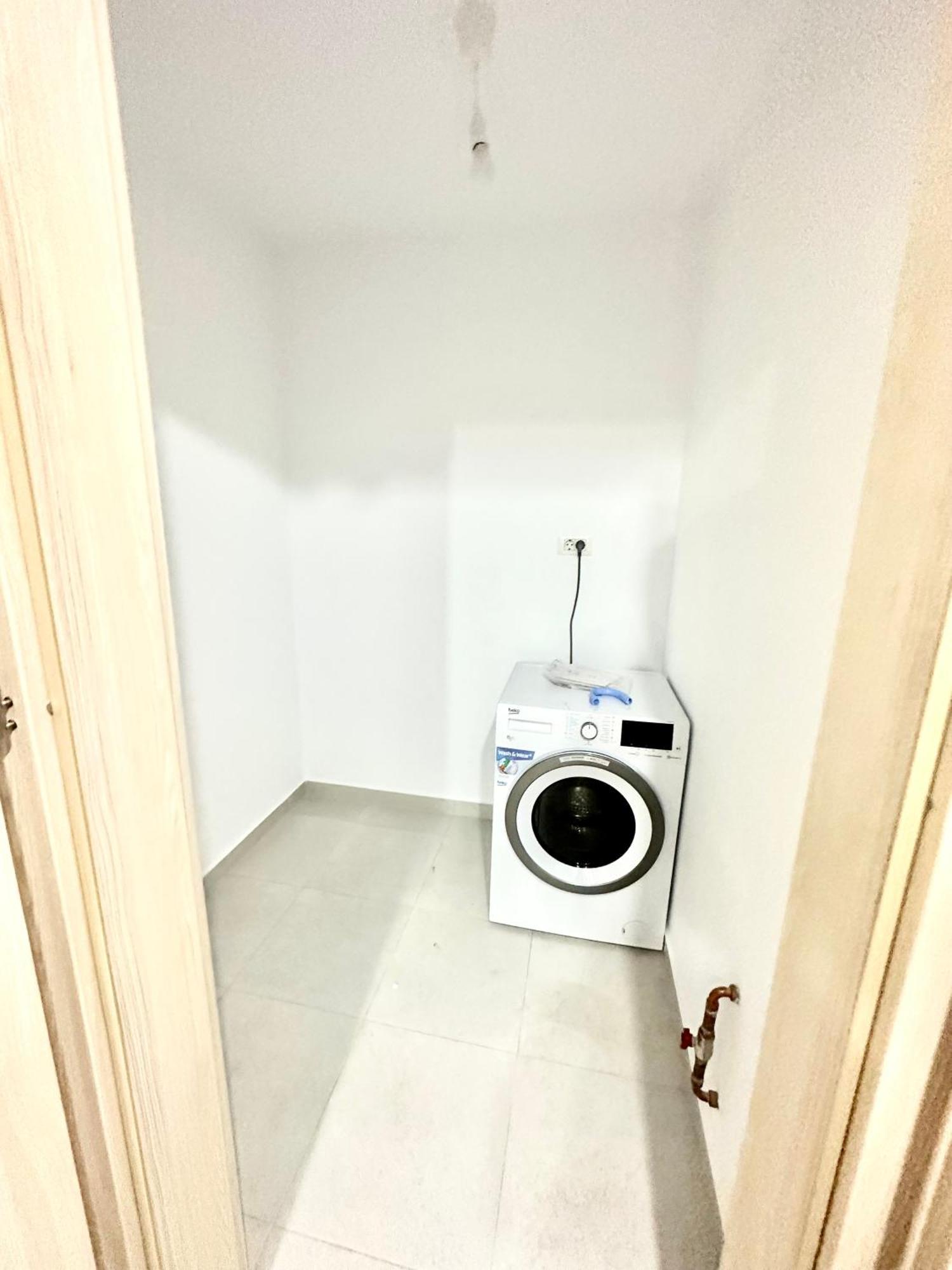 Apartment Urban Plaza Astra - Rise Private &
